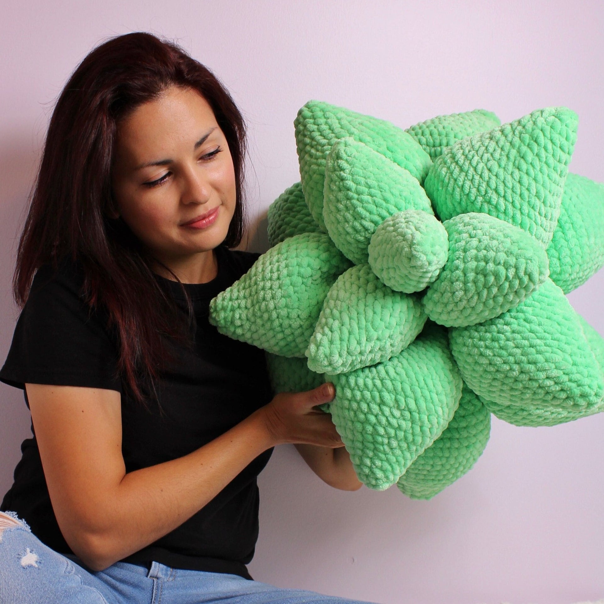 succulent cushion Beginner Crochet, Large Succulent Pillow DIGITAL Amigurumi Decor Patte – LANARUMI